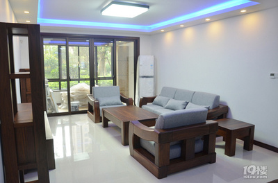 雙節(jié)鉅惠，實(shí)木匠心 蘇州19樓“我秀我家”工廠直購節(jié)盛大開啟